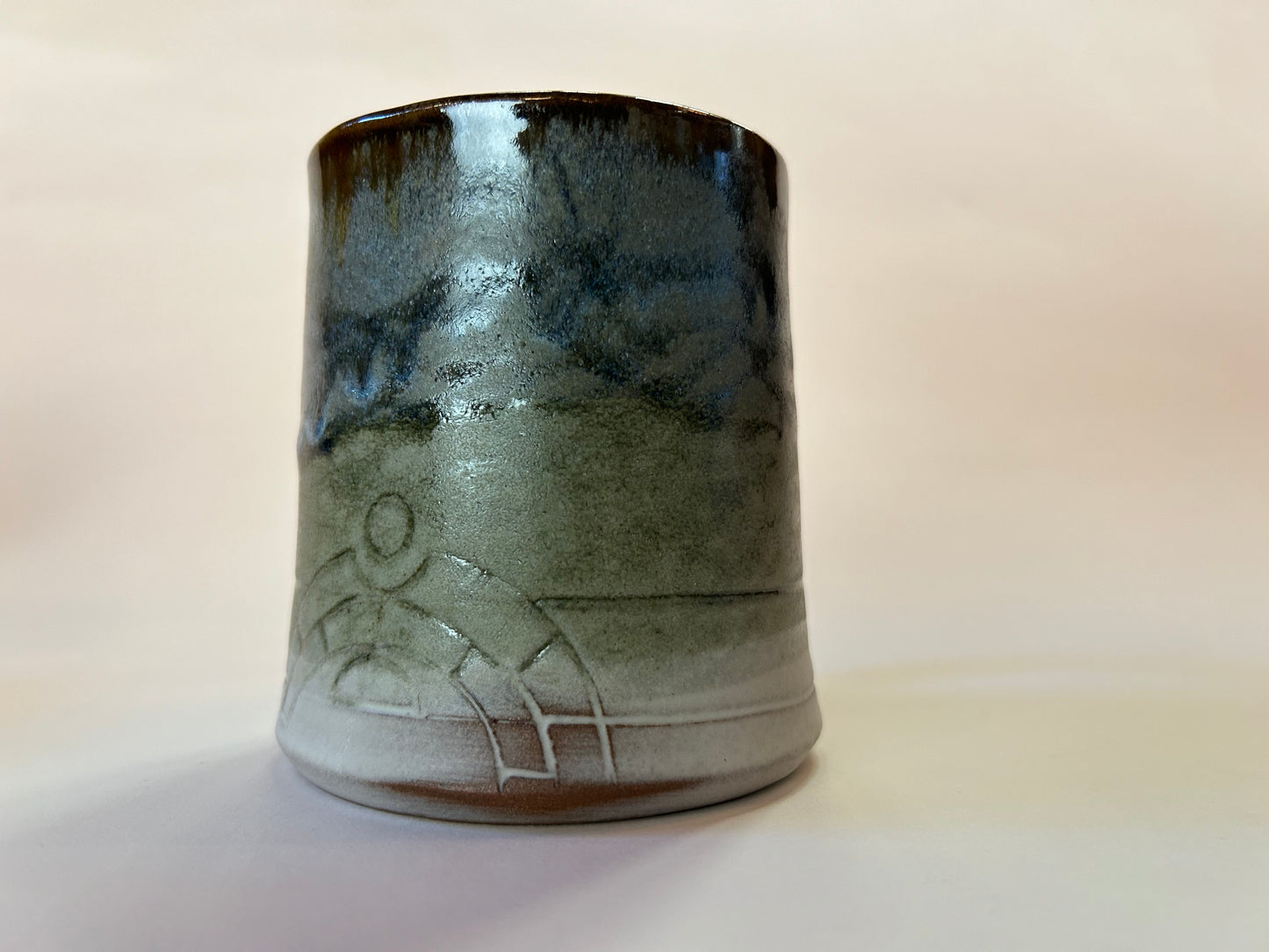 Keystone Carved Stoneware Mug